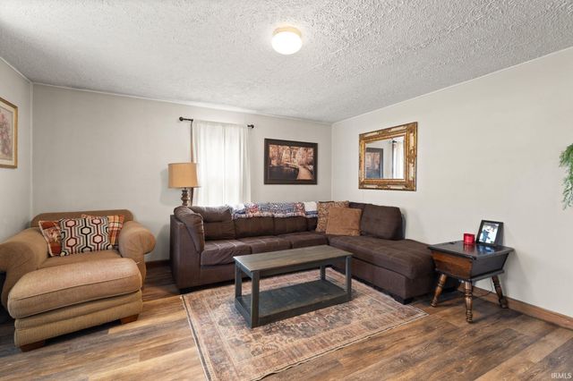 4371 N 4th Street, Dubois, IN 47527