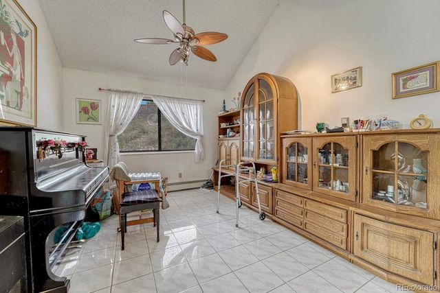 3660 Suncrest Court, Colorado Springs, CO 80906