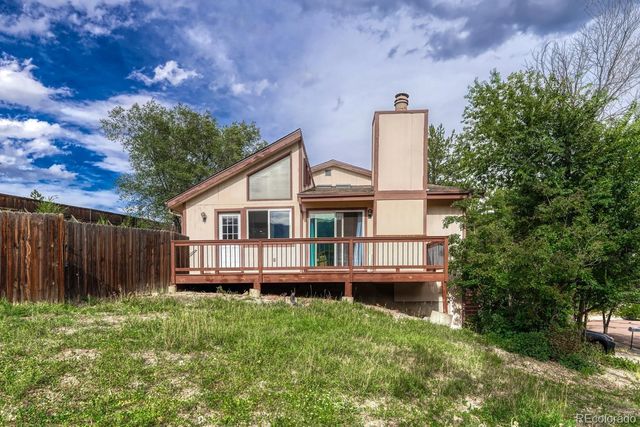 3660 Suncrest Court, Colorado Springs, CO 80906