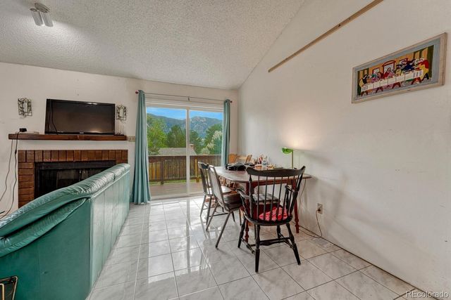 3660 Suncrest Court, Colorado Springs, CO 80906