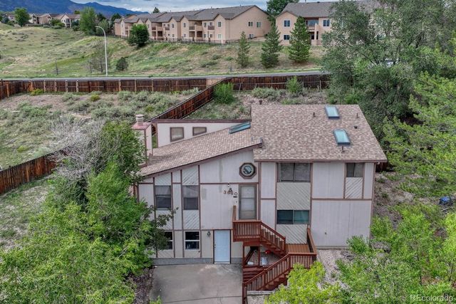 3660 Suncrest Court, Colorado Springs, CO 80906