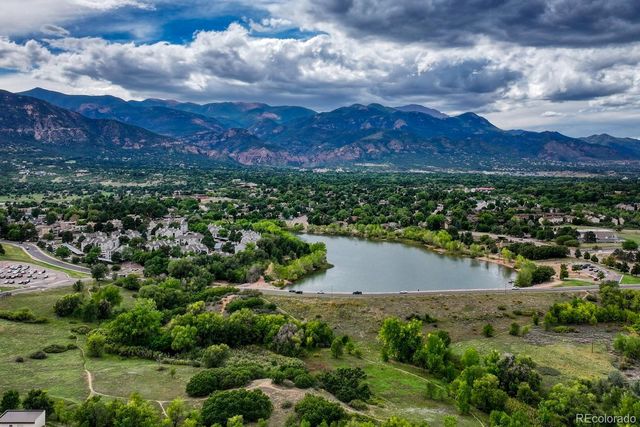 3660 Suncrest Court, Colorado Springs, CO 80906