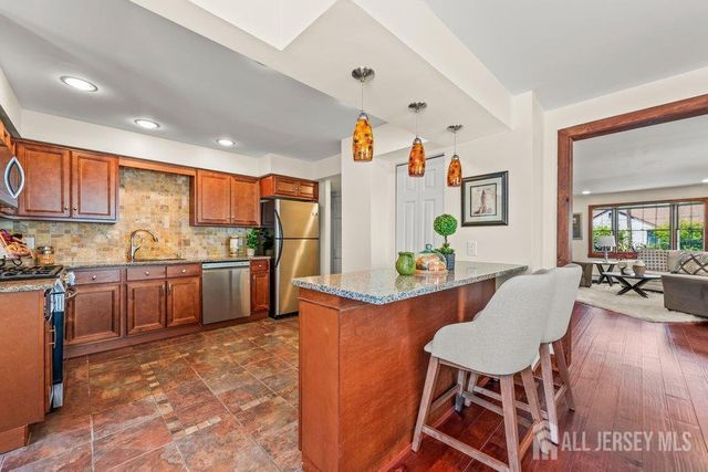 5 Center Street A, Edison, NJ 08817