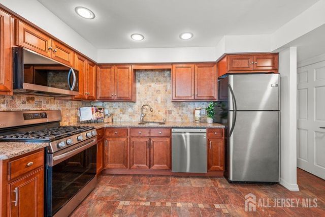 5 Center Street A, Edison, NJ 08817
