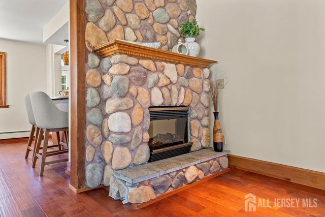 5 Center Street A, Edison, NJ 08817