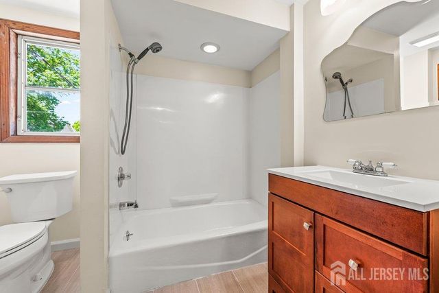 5 Center Street A, Edison, NJ 08817