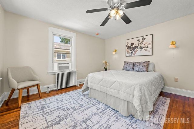5 Center Street A, Edison, NJ 08817