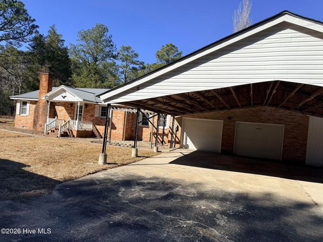 19 Wilkins Road, Belhaven, NC 27810