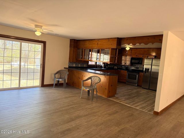 19 Wilkins Road, Belhaven, NC 27810