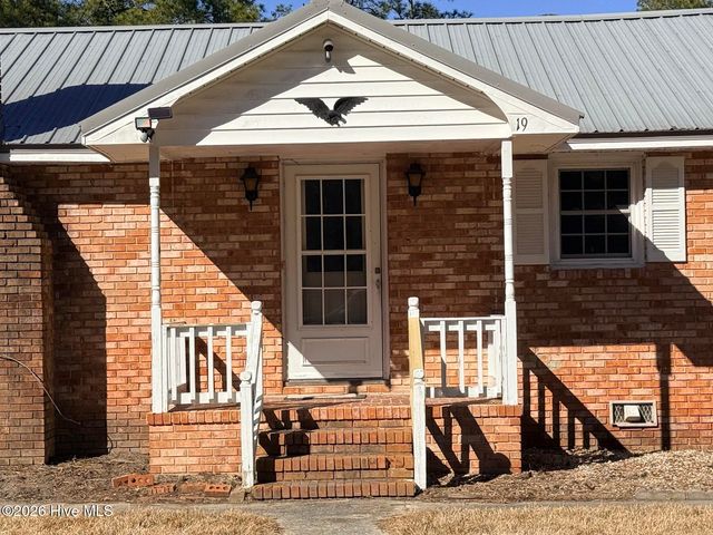 19 Wilkins Road, Belhaven, NC 27810