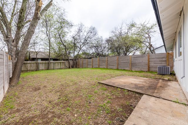 1205 Dobie DR A, Austin, TX 78753