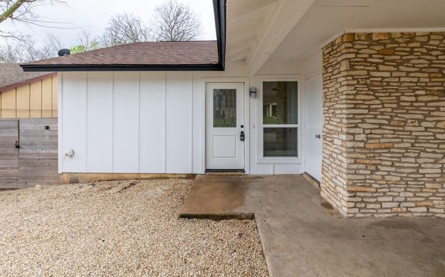 1205 Dobie DR A, Austin, TX 78753