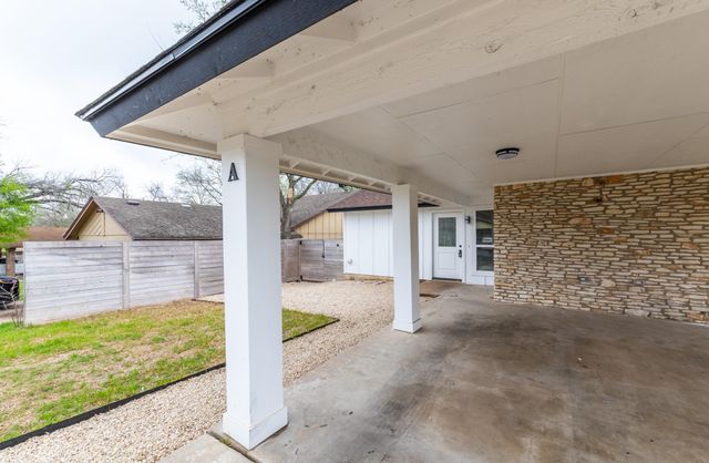 1205 Dobie DR A, Austin, TX 78753