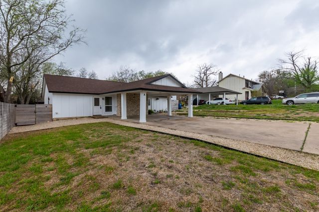 1205 Dobie DR A, Austin, TX 78753
