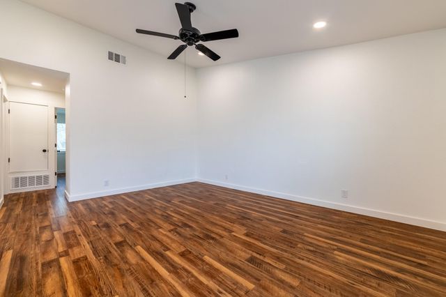 1205 Dobie DR A, Austin, TX 78753
