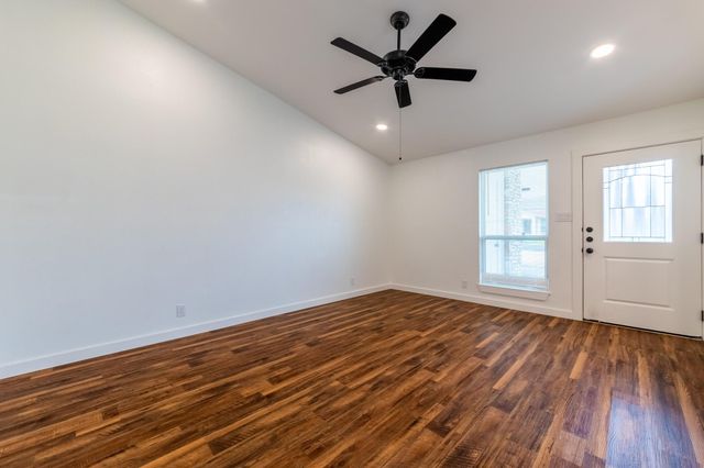 1205 Dobie DR A, Austin, TX 78753
