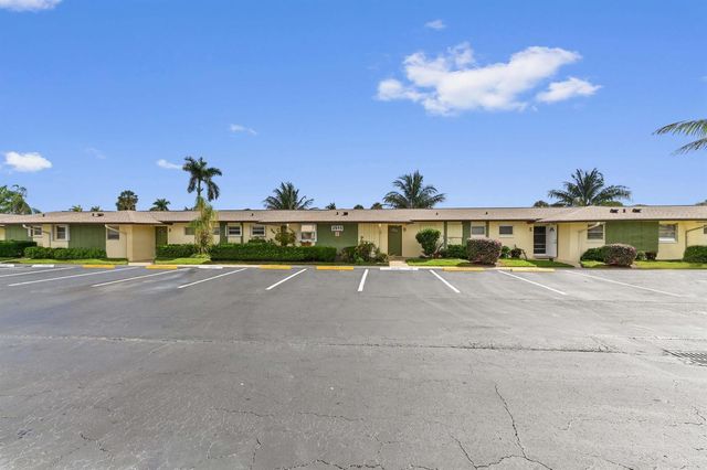 2915 Crosley Drive W Unit B, West Palm Beach, FL 33415