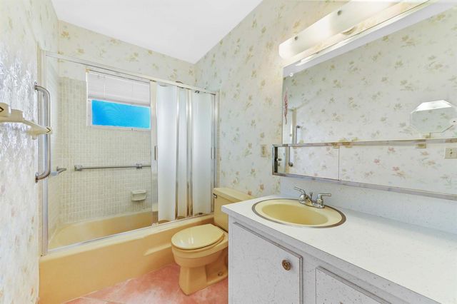 2915 Crosley Drive W Unit B, West Palm Beach, FL 33415