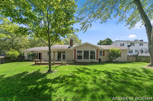 164 Euna Vista Drive, Holland City, MI 49423