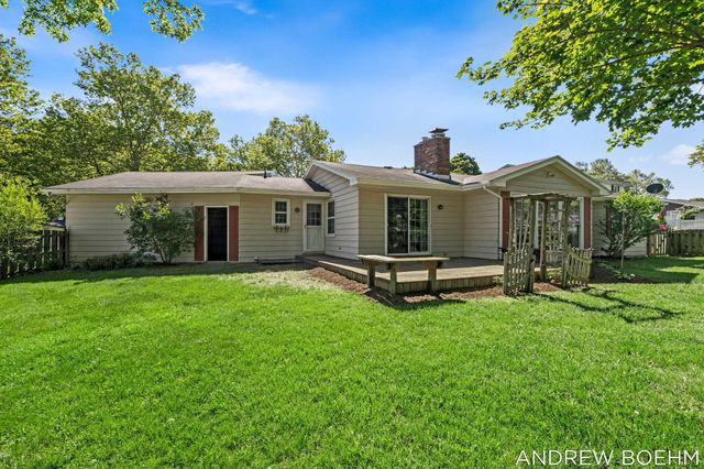 164 Euna Vista Drive, Holland City, MI 49423