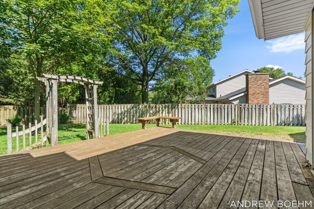 164 Euna Vista Drive, Holland City, MI 49423