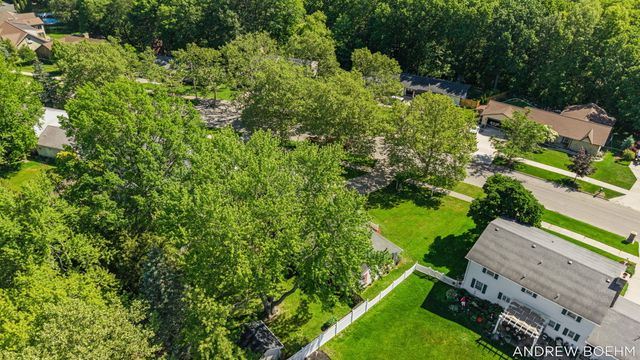 164 Euna Vista Drive, Holland City, MI 49423
