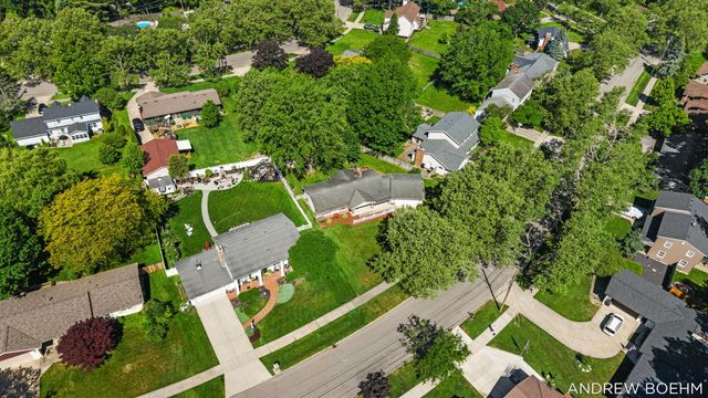 164 Euna Vista Drive, Holland City, MI 49423