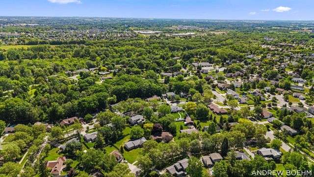 164 Euna Vista Drive, Holland City, MI 49423