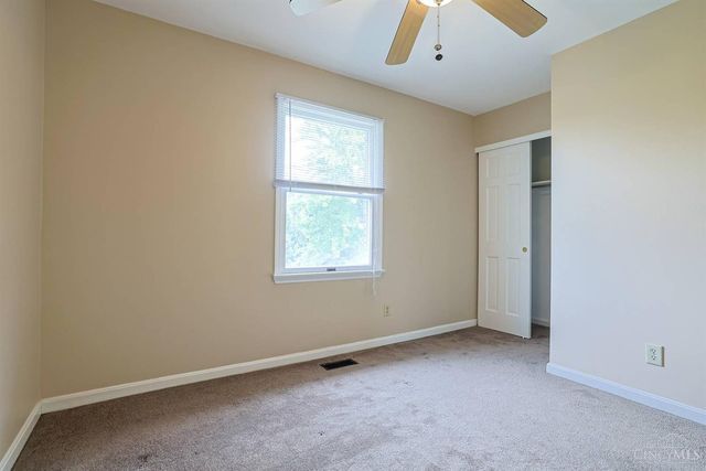 3020 Cooperhill Drive, Evendale, OH 45241
