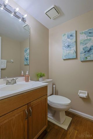 3020 Cooperhill Drive, Evendale, OH 45241