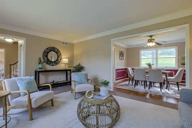 3020 Cooperhill Drive, Evendale, OH 45241