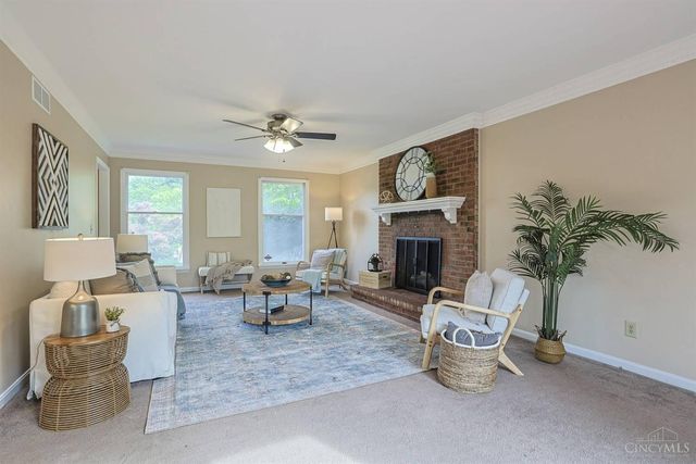 3020 Cooperhill Drive, Evendale, OH 45241