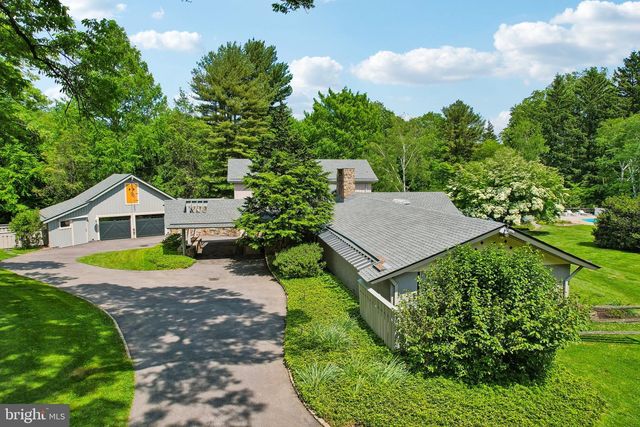 1673 PAPER MILL RD, Jenkintown, PA 19046
