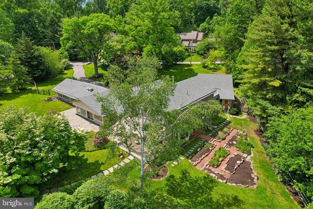 1673 PAPER MILL RD, Jenkintown, PA 19046