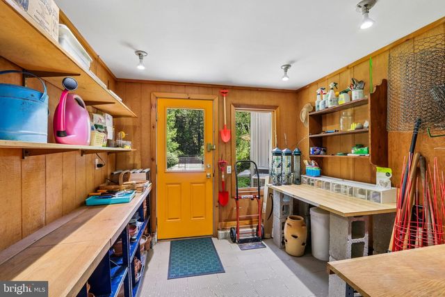 1673 PAPER MILL RD, Jenkintown, PA 19046