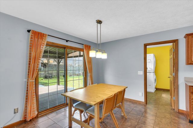 2807 Willow Bend Road, Champaign, IL 61822