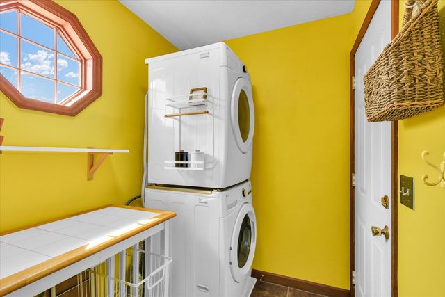 2807 Willow Bend Road, Champaign, IL 61822