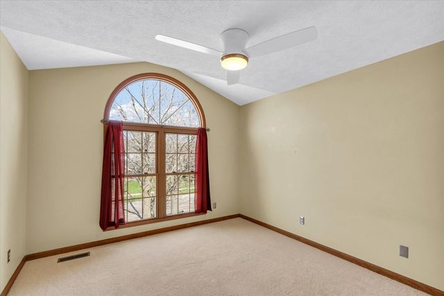 2807 Willow Bend Road, Champaign, IL 61822