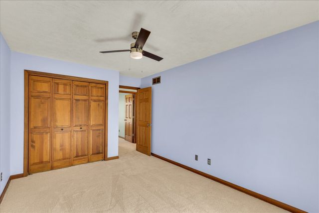 2807 Willow Bend Road, Champaign, IL 61822