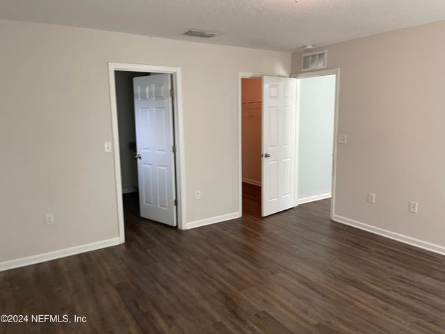 1832 NAVAHO Avenue, Jacksonville, FL 32210