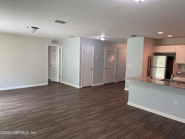 1832 NAVAHO Avenue, Jacksonville, FL 32210