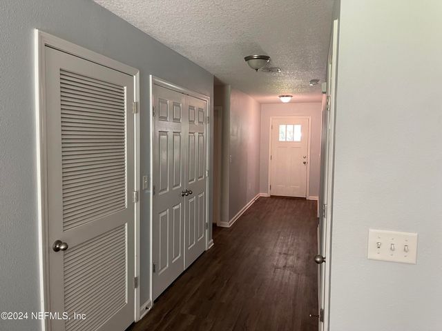 1832 NAVAHO Avenue, Jacksonville, FL 32210
