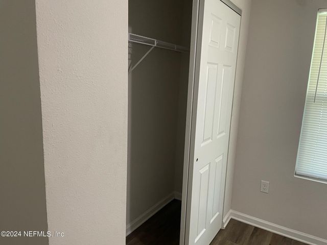 1832 NAVAHO Avenue, Jacksonville, FL 32210