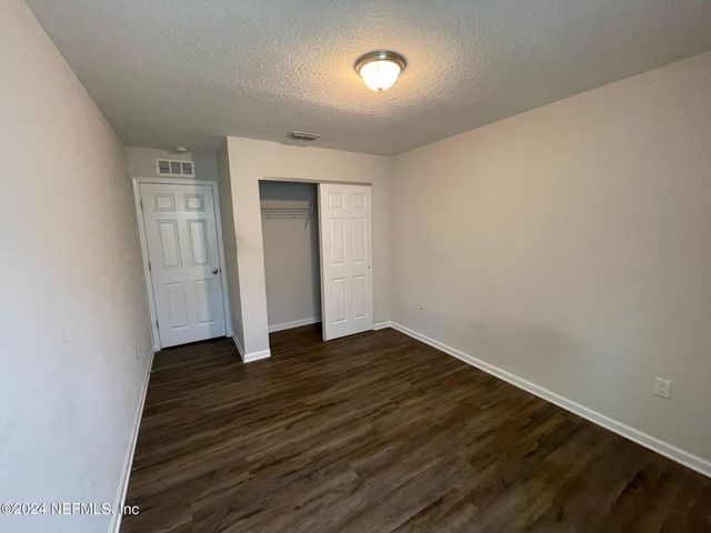 1832 NAVAHO Avenue, Jacksonville, FL 32210