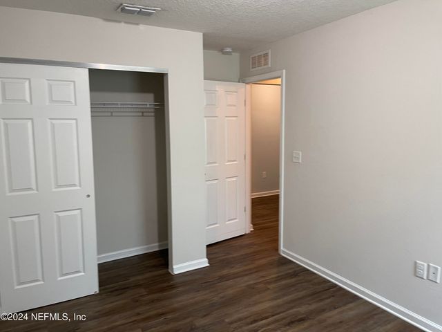 1832 NAVAHO Avenue, Jacksonville, FL 32210