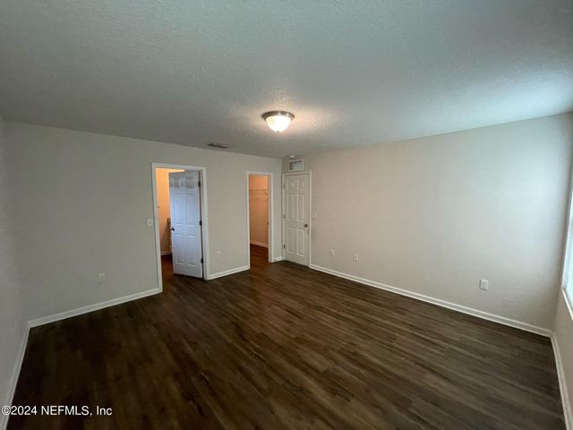 1832 NAVAHO Avenue, Jacksonville, FL 32210