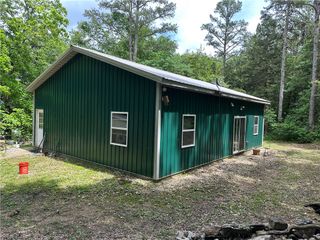 76 County Road 2333, Eureka Springs, AR 72631