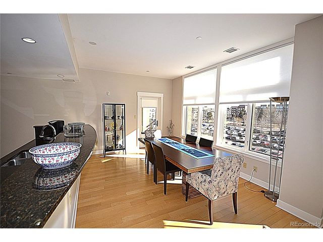 7220 W Bonfils Ln 319, Lakewood, CO 80226