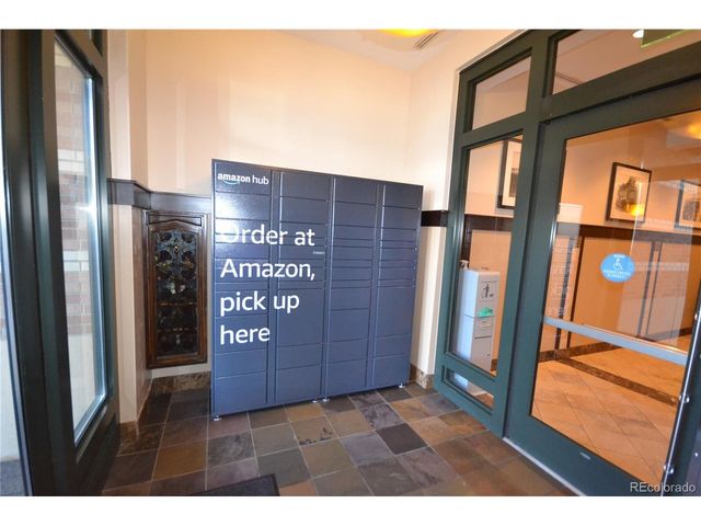 7220 W Bonfils Ln 319, Lakewood, CO 80226