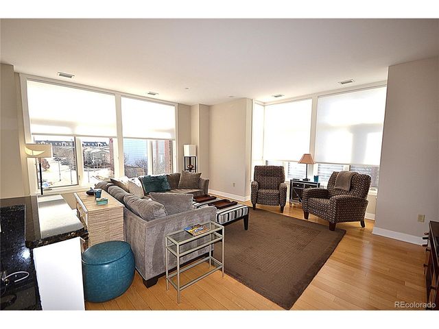 7220 W Bonfils Ln 319, Lakewood, CO 80226